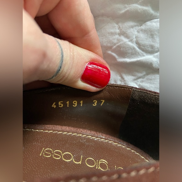 NEW Sergio Rossi Suede Pumps Size 37 - Picture 10 of 11